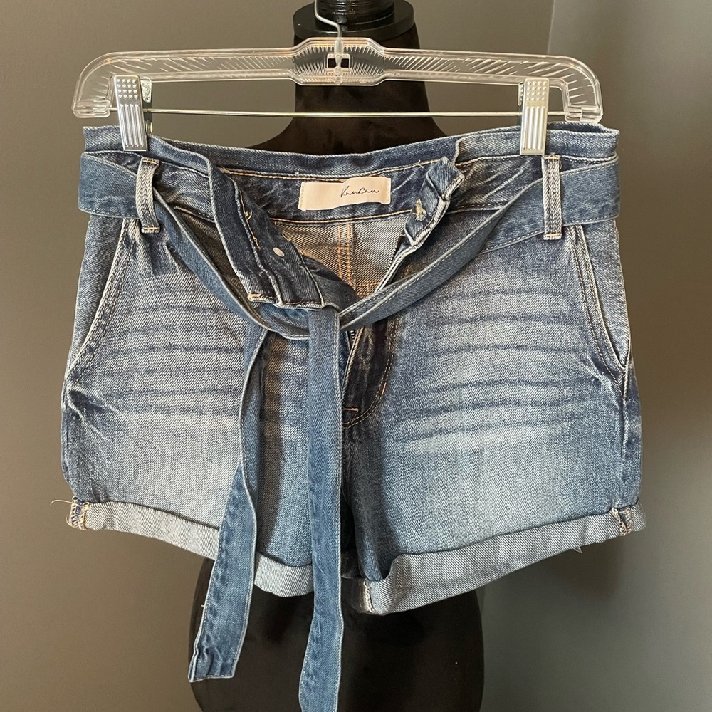 KanCan high waisted tie jean shorts.  So cute!  Never worn.